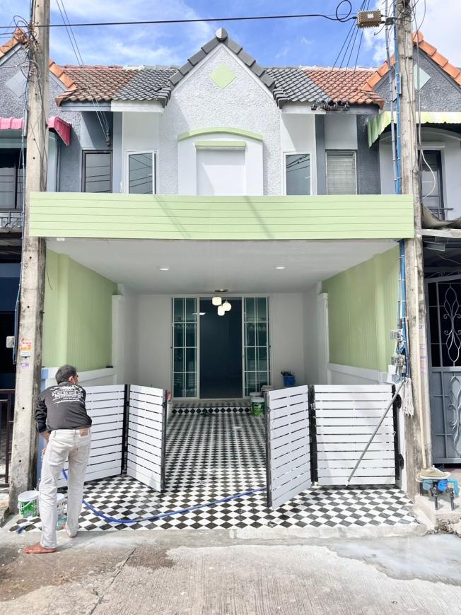 หมู่บ้านแฟมมิลี่ปาร์ค นาป่า