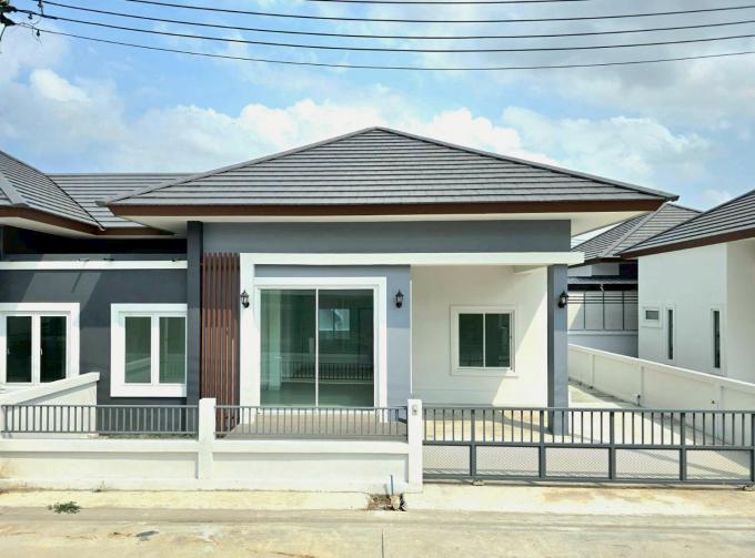บ้านแฝดสไตล์บ้านเดี่ยว.  ทำเลนาป่า