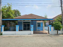 บ้านเดี่ยวชั้นเดียว. หน้าอบต.หนองหงส์ พานทอง