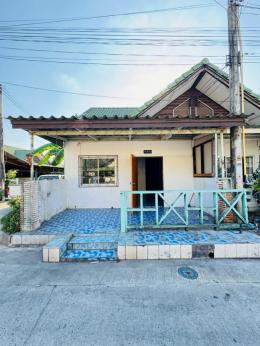 หมู่บ้านแสนเจริญ. บางแสนสาย 2 ชลบุรี ห้องมุม